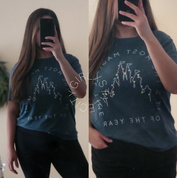 NEW! DISNEY CHRISTMAS TEE SIZE MED - Picture 1 of 5